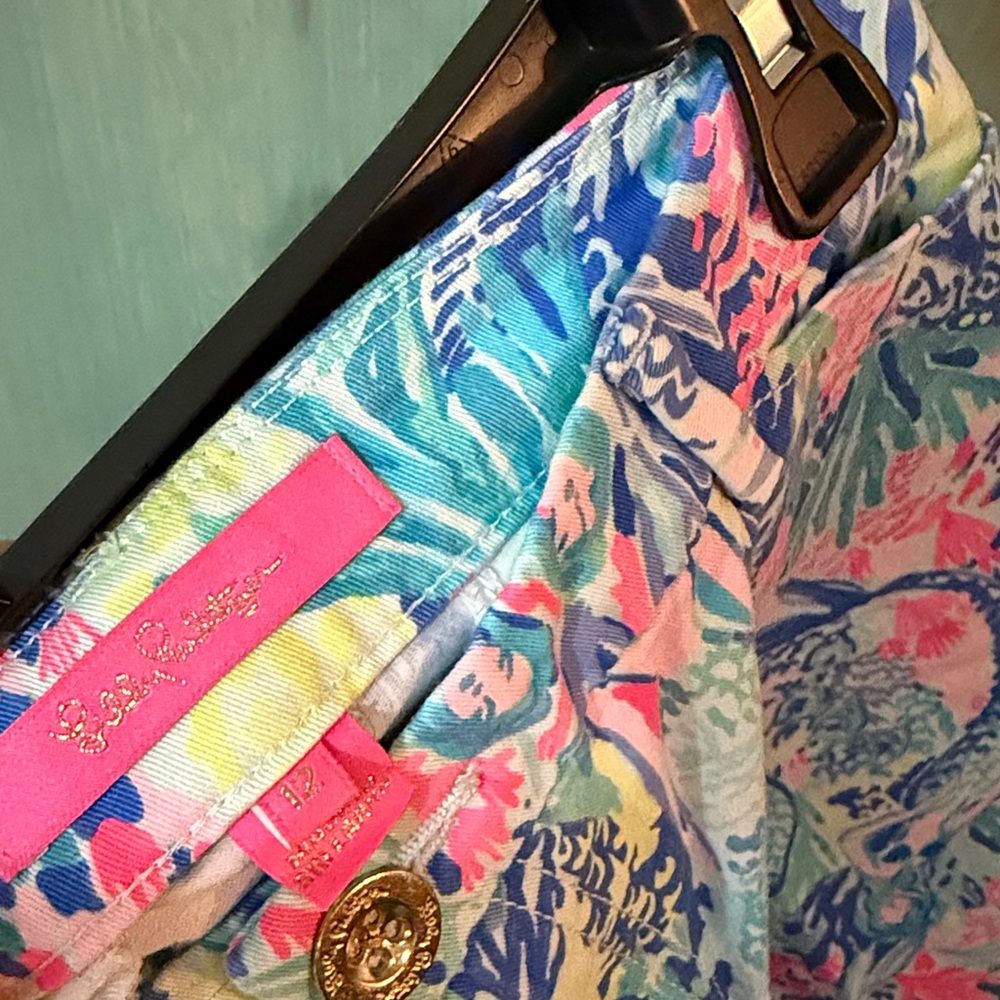 Lilly Pulitzer mermaid cove shirts size 12 like new - Picture 4 of 5